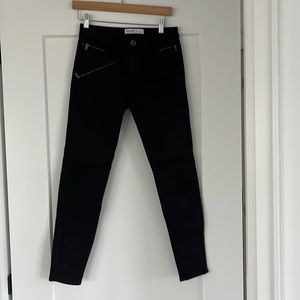 Zara women’s black jeans. Size 4, brand new